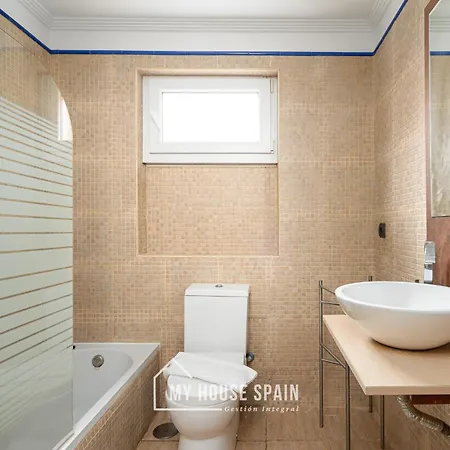 Myhousespain - Piso Reformado En El Centro גיחון