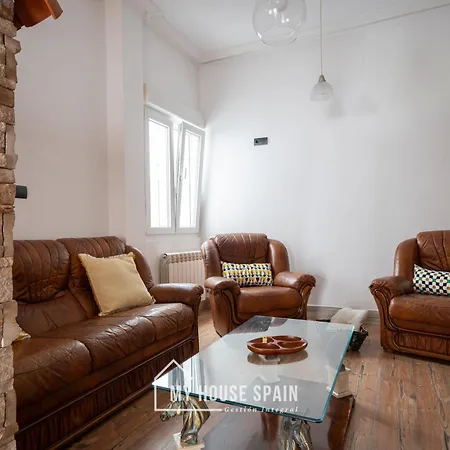 Myhousespain - Piso Reformado En El Centro Gijon